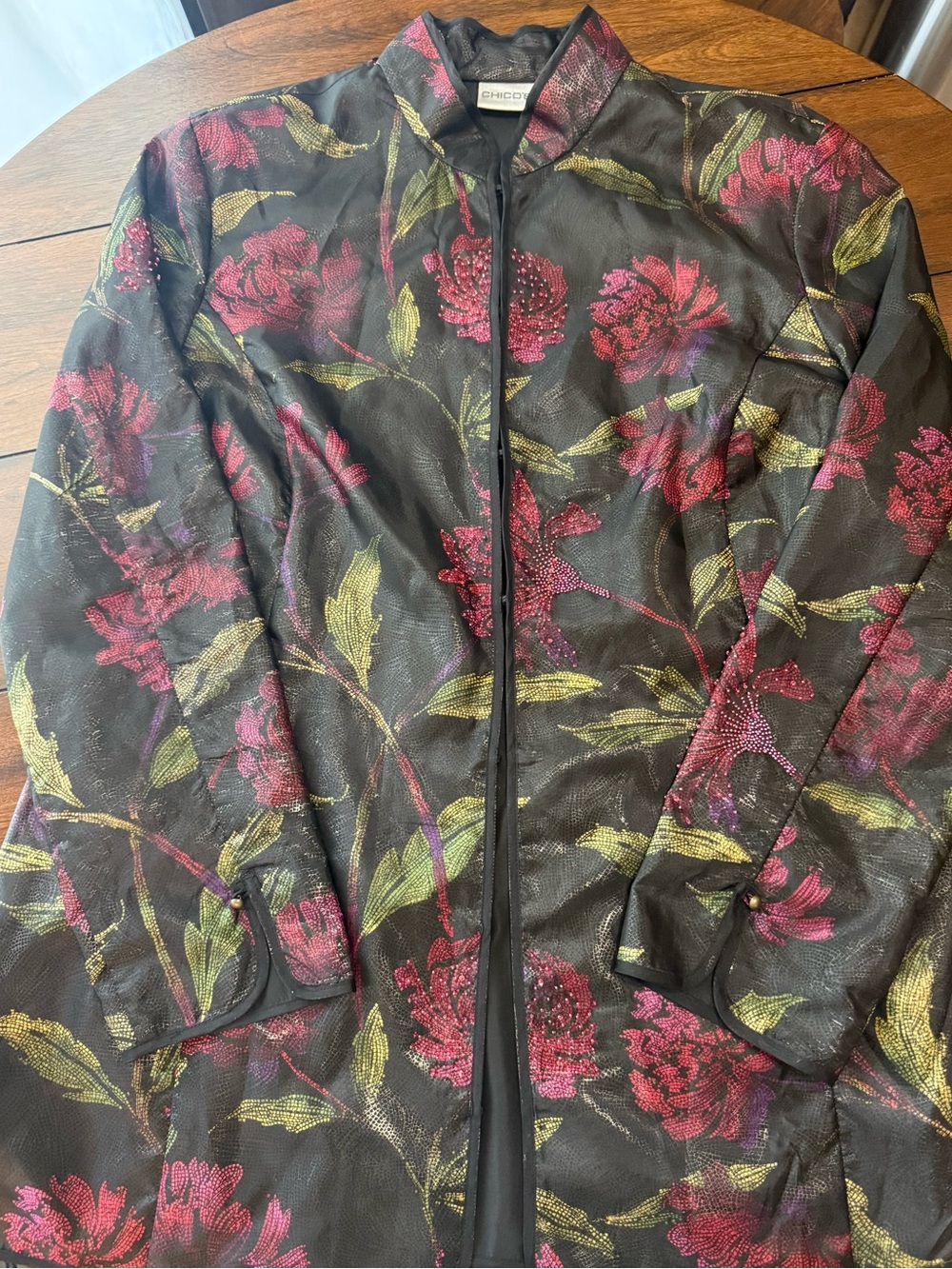 Chico's 100% Silk Beaded Lightweight Lined Floral Kimono/ Jacket Size 2